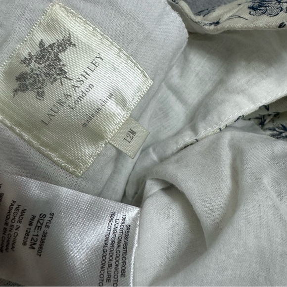 Laura Ashley Baby Girl 12 M Months Floral Dress Spring Summer - Picture 2 of 4